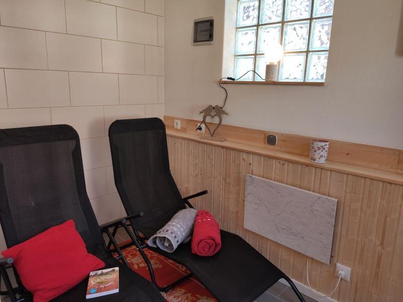 Ferienhaus Blaue Blume: Eco-Friendly Retreat with EV Charging & Sauna Guntersberge Exterior photo